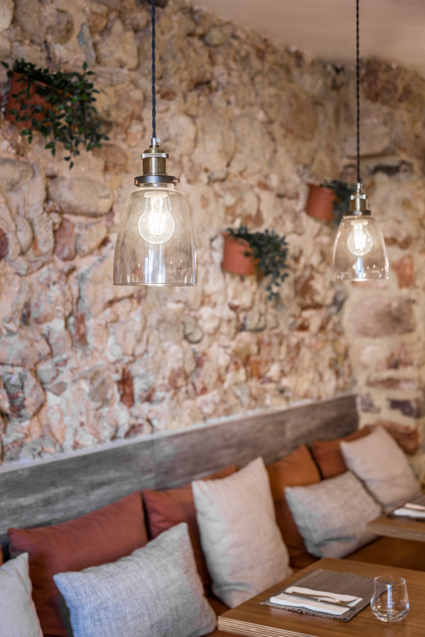Restaurante O amor faz-me fome, Setúbal — design de interiores por PAR