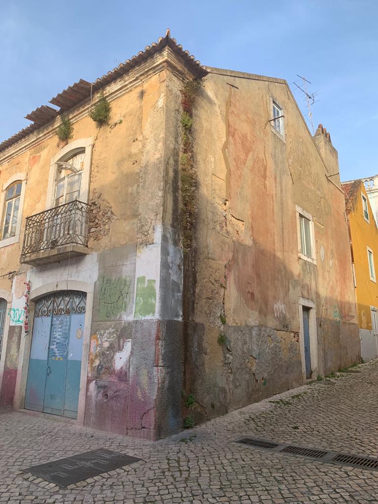 Travessa Jorge de Aquino, Lisboa — design de interiores por PAR